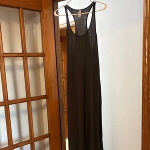 Black Sleeveless Maxi Dress